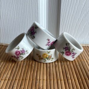 Shafford Made in Japan - Porcelain White Floral  Napkin Rings - Set of 4